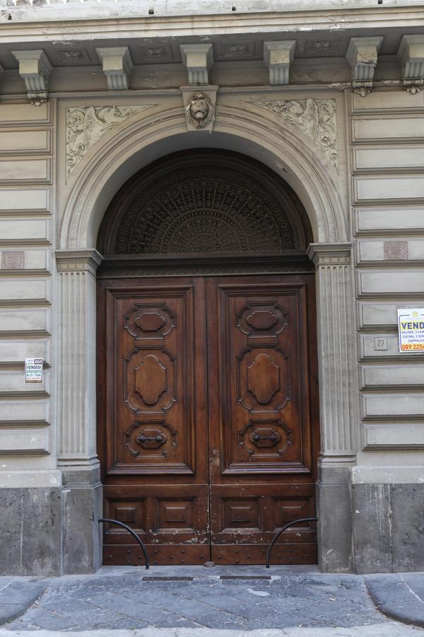 B&B Palazzo Scaramella Salerno Exterior foto
